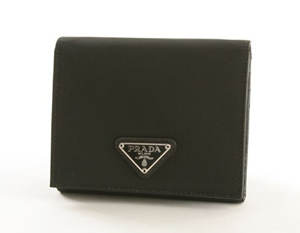 プラダスーパーコピー テスート 三つ折財布 ブラック M176 カーフレザー、ナイロン